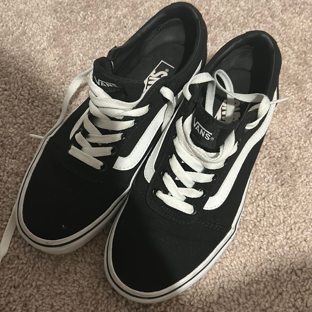Vans 7.5 women
